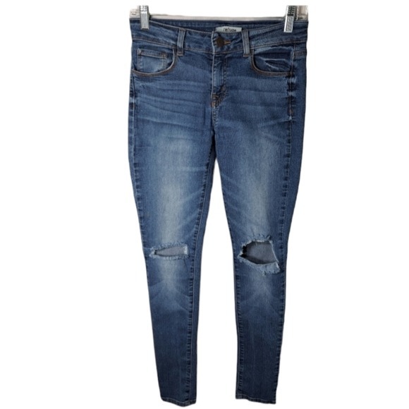 Refuge Women's‎ Denim Distressed Blue Jeans Skinny Size 4 - Picture 2 of 12